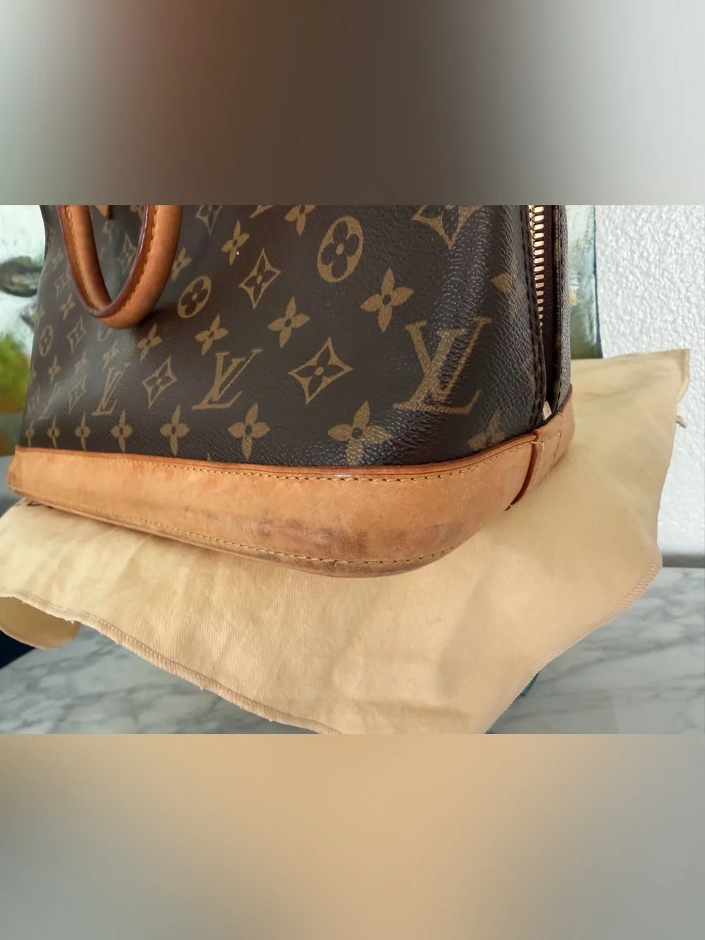 Authentic Louis Vuitton Monogram Alma PM W/Lock, Key & Dust Bag